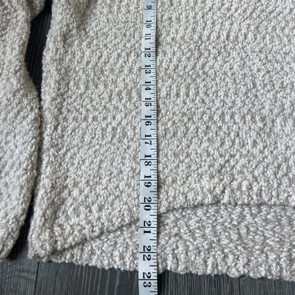 Yes Lola cream and tan crewneck sweater. Women’s size large - Picture 7 of 8